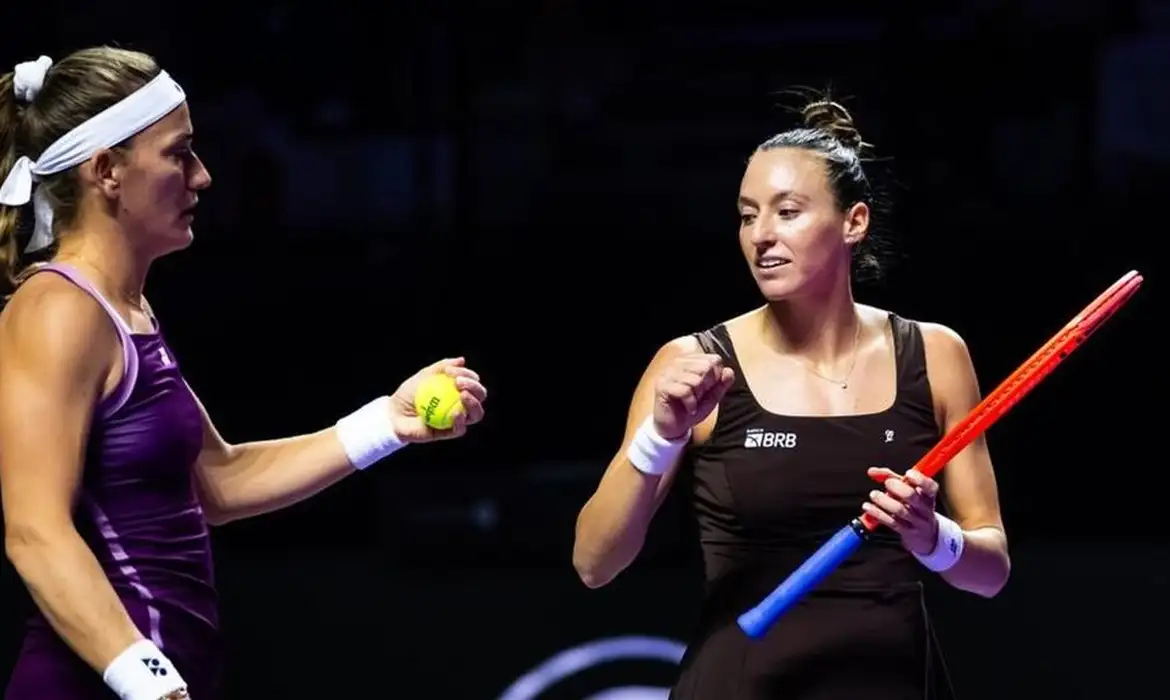 OAB Barro Preto - Stefani e Babos vencem russas e se aproximam da semi do WTA Finals