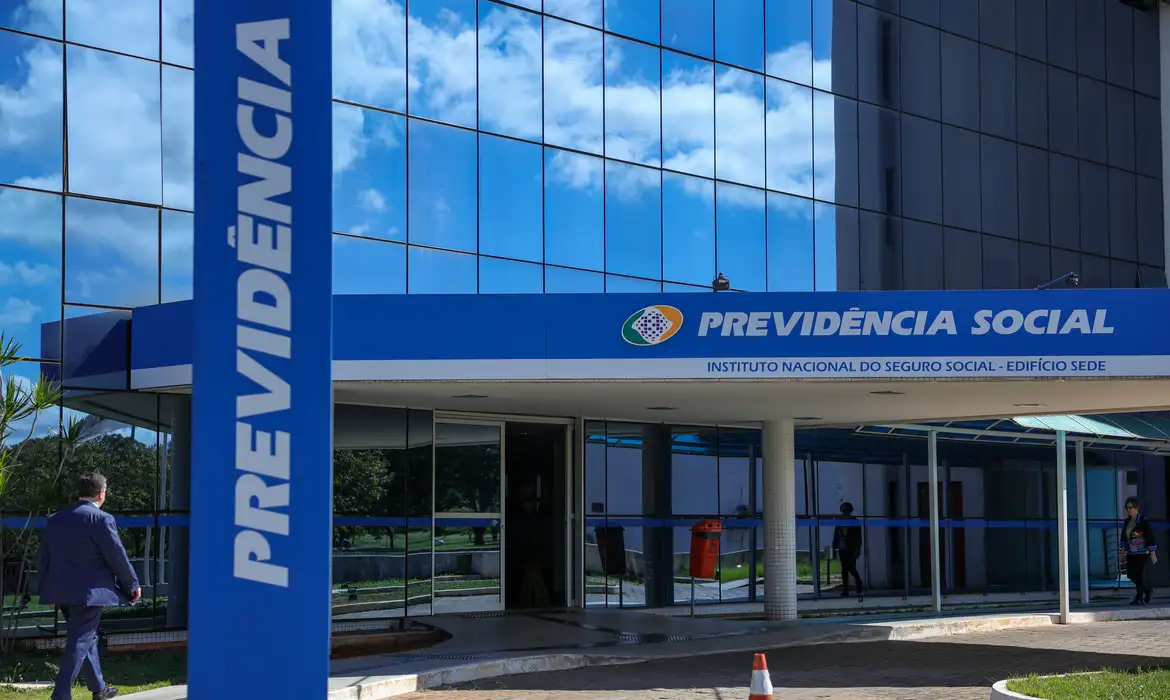 OAB Barro Preto - AGU cobra na Justiça mais R$ 135 milhões ligados a desvios no INSS