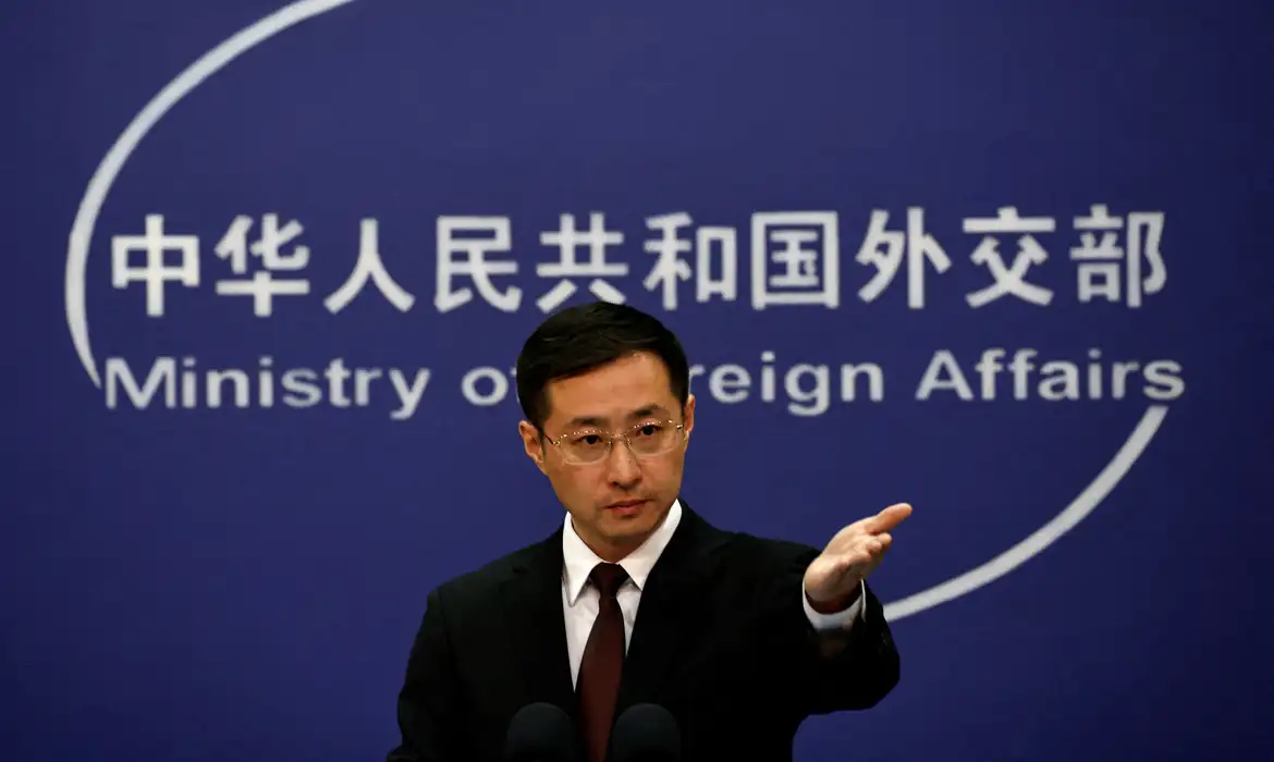 OAB Barro Preto - China diz que interceptação de navios pelos EUA é “violação grave”