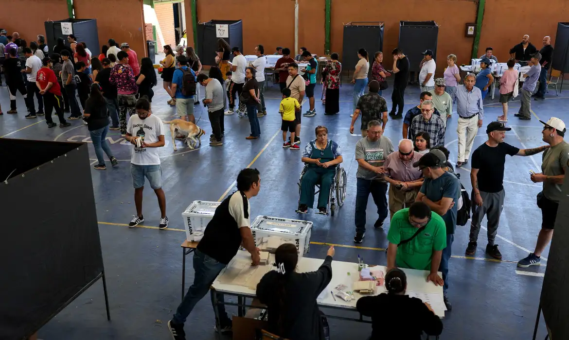 OAB Barro Preto - Chile vai às urnas neste domingo para eleger presidente no 2º turno