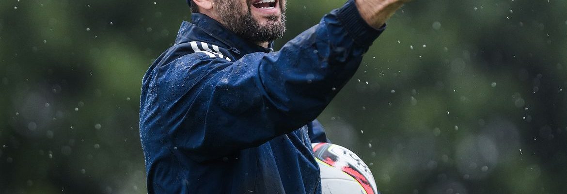 Internacional anuncia a contratação do uruguaio Paulo Pezzolano