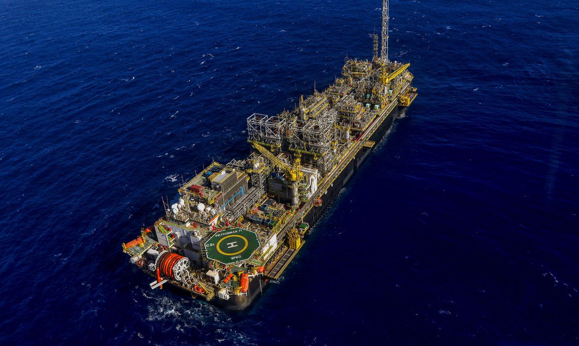 OAB Barro Preto - MPF pede anulação de licença ambiental da Petrobras no pré-sal