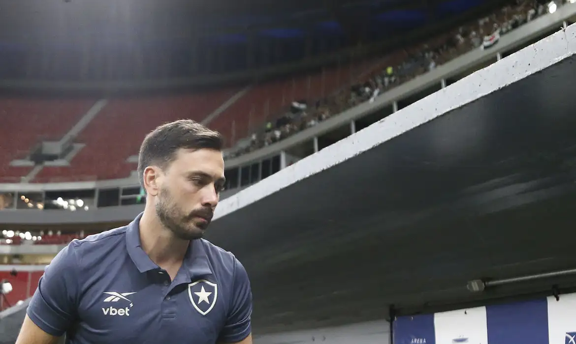 OAB Barro Preto - Botafogo anuncia saída do técnico italiano Davide Ancelotti