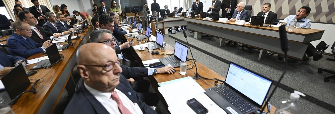 CCJ do Senado aprova PL da Dosimetria e plenário pode votar ainda hoje