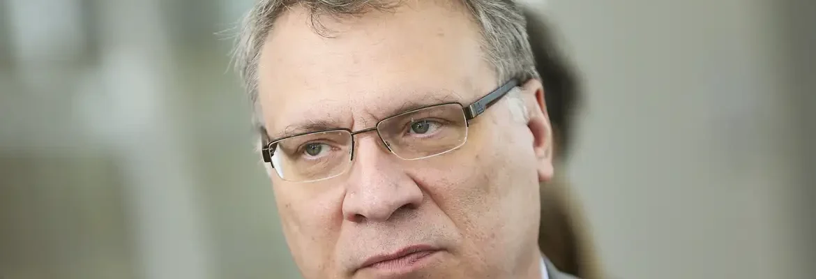 Defesa pede absolvição de delegada denunciada pela trama golpista