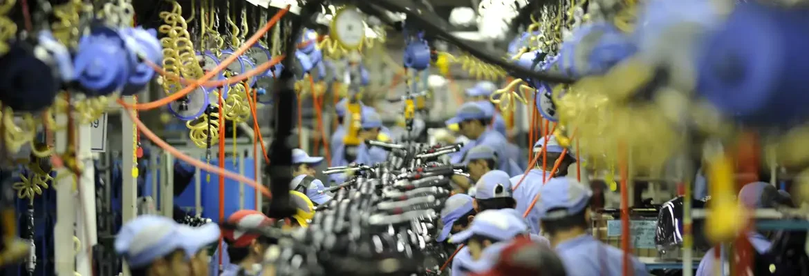 Atividade econômica brasileira contraiu 0,2% em outubro