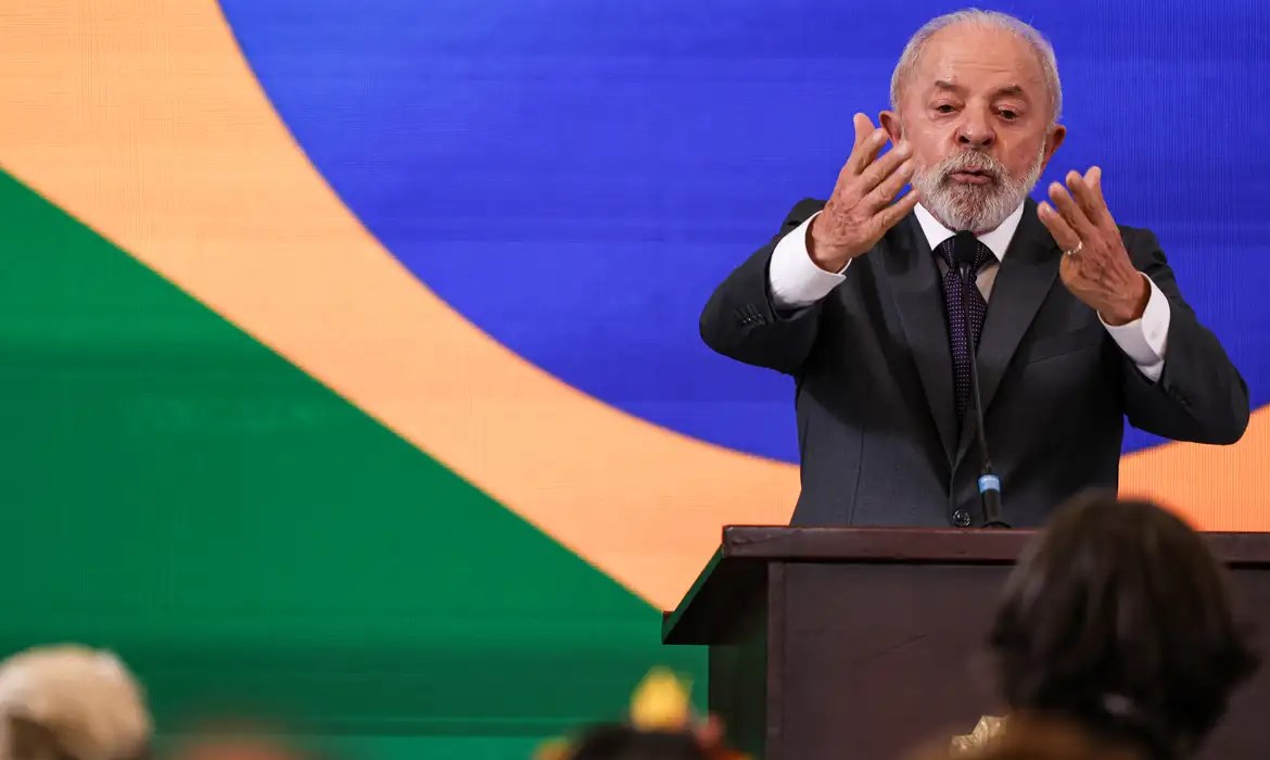 OAB Barro Preto - No Conselhão, Lula pede fim da escala 6×1 e ações contra o feminicídio