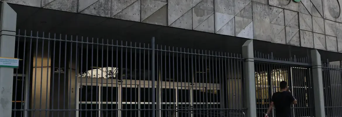 Federações se dividem sobre futuro da greve na Petrobras