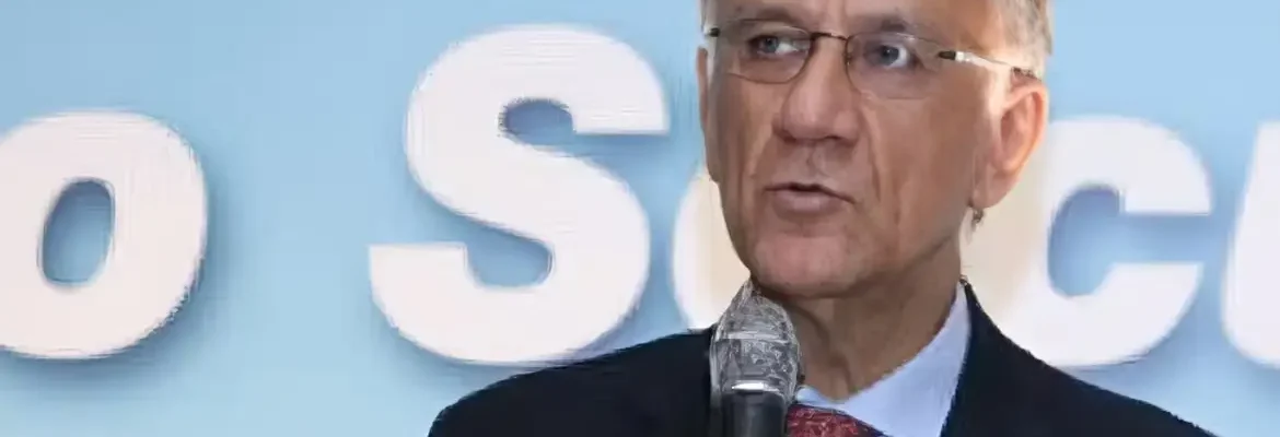 Morre em São Paulo o professor e intelectual Luiz Roberto Alves