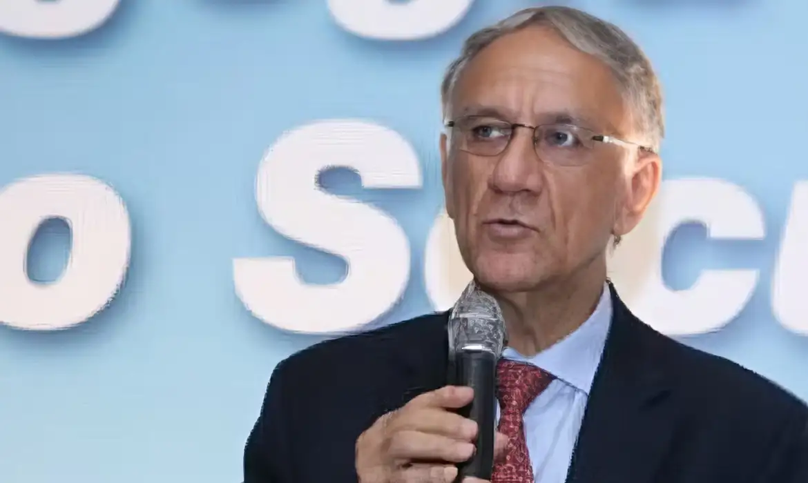 OAB Barro Preto - Morre em São Paulo o professor e intelectual Luiz Roberto Alves