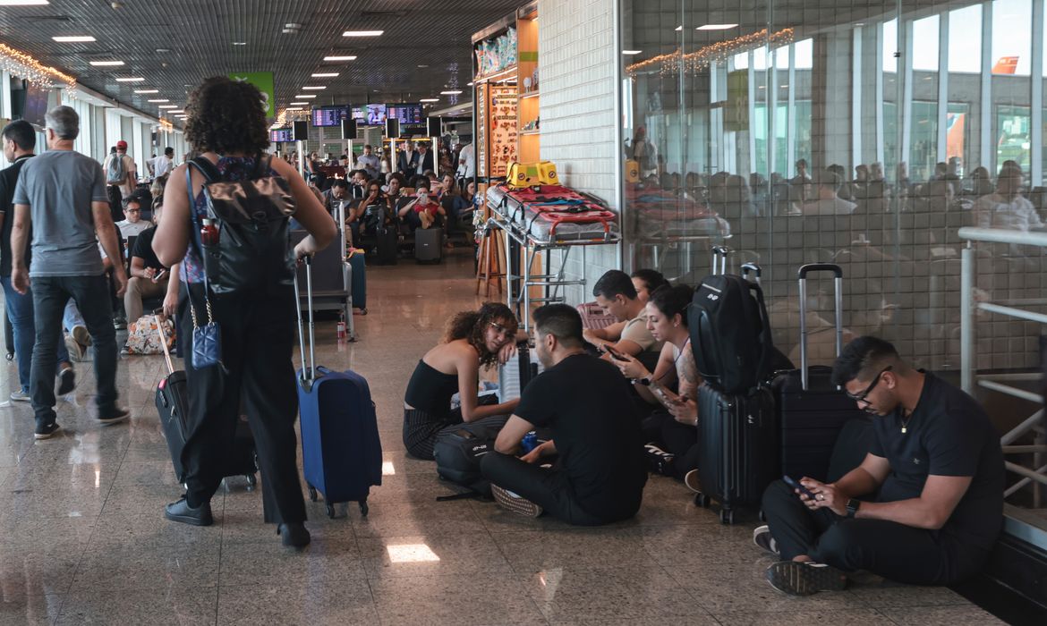 OAB Barro Preto - Passageiros de Congonhas relatam cansaço e falta de suporte de aéreas