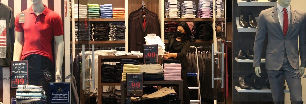 Entenda os direitos do consumidor para trocas de presentes de Natal