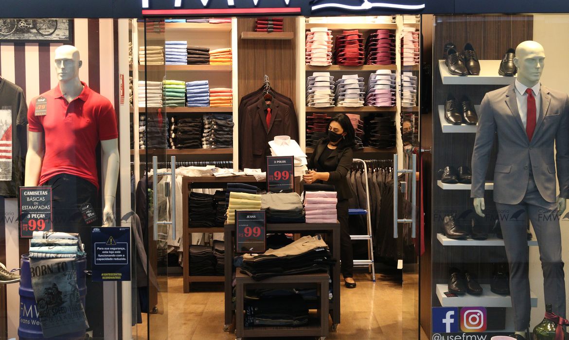 OAB Barro Preto - Entenda os direitos do consumidor para trocas de presentes de Natal