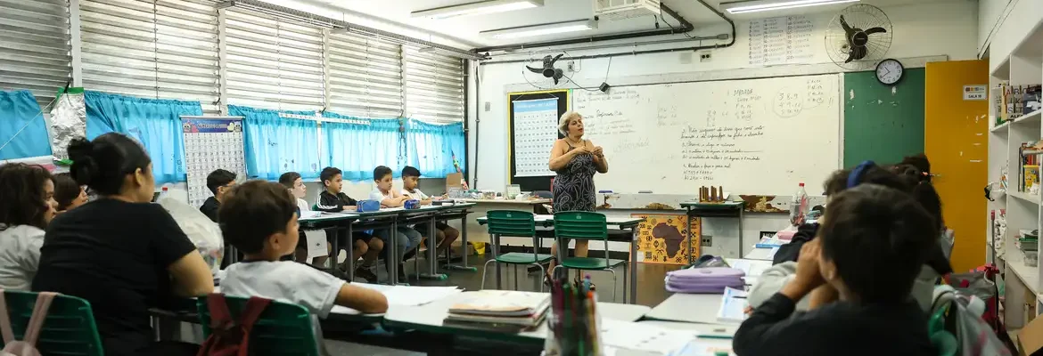 Mudanças no IR beneficiarão 73,5% dos professores da educação básica