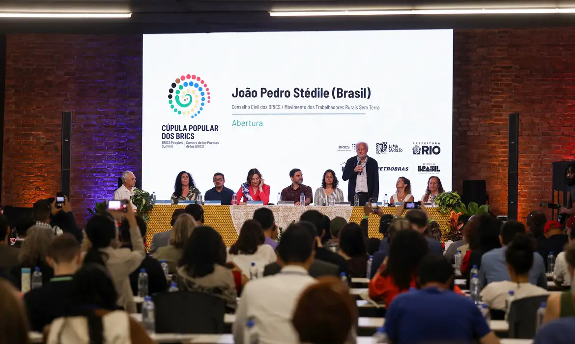 OAB Barro Preto - Rio sedia 1ª Cúpula Popular do Brics para debater Sul Global