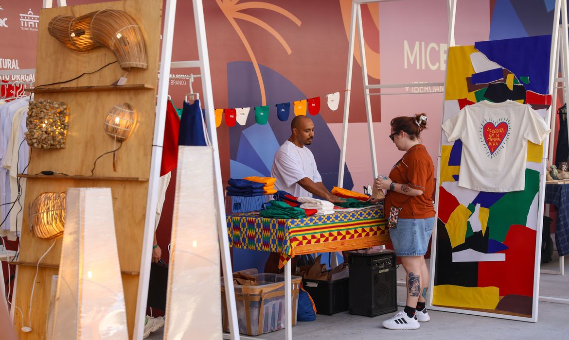 OAB Barro Preto - Mentoria no MICBR ajuda artistas e artesãos a melhorarem seus negócios