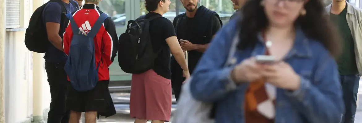 Estilo de vida leva jovens de até 30 anos apresentarem risco cardíaco