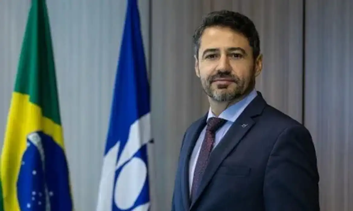 OAB Barro Preto - CGU demite ex-chefe da Receita que atuou no caso de joias sauditas