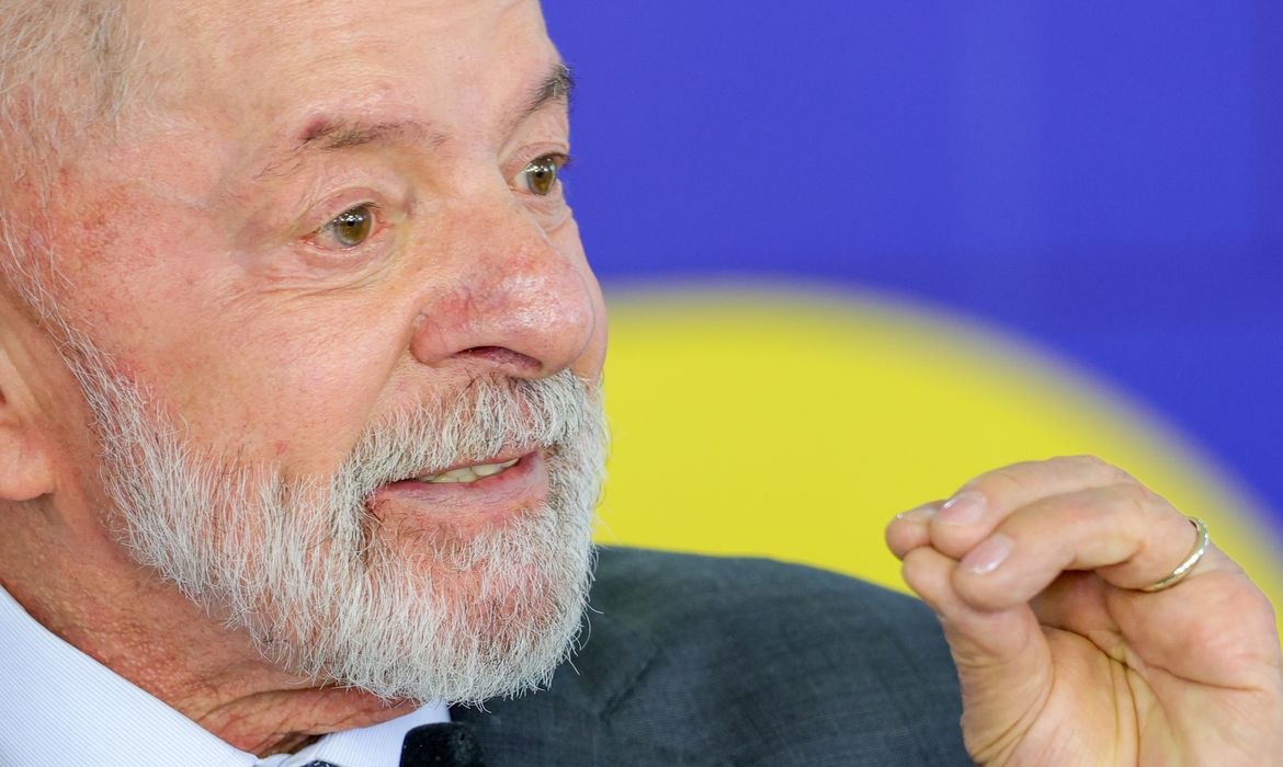 OAB Barro Preto - Lula tem evolução satisfatória após cirurgia de catarata