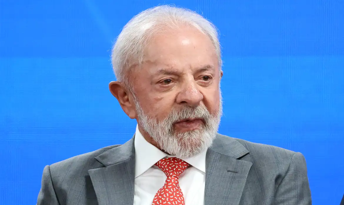 OAB Barro Preto - Lula discursa na abertura do Fórum Econômico da AL e Caribe, no Panamá
