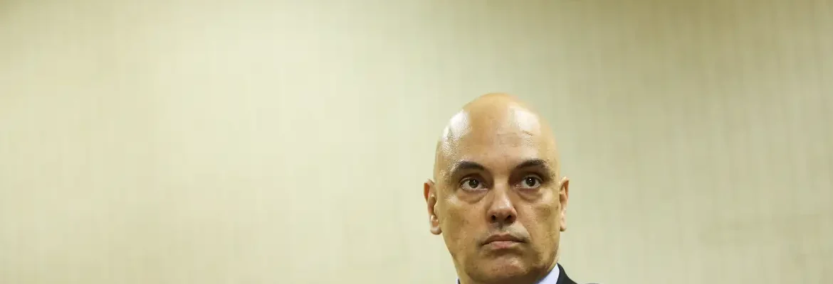 Moraes nega encontro com ex-presidente do BRB na casa de Vorcaro 