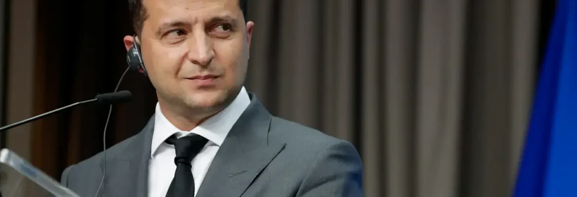 Rússia usa míssil hipersônico contra Ucrânia em ataque massivo