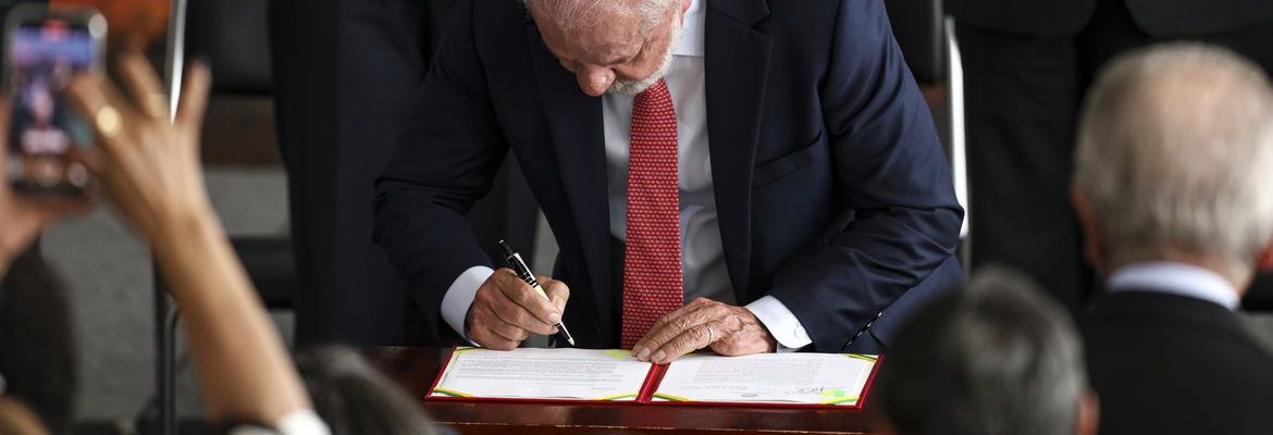 Lula veta integralmente PL da Dosimetria