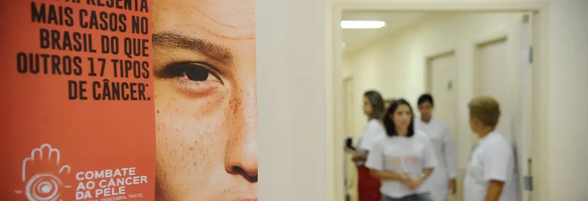 Casos de câncer de pele saltam de 4 mil para mais de 72 mil em 10 anos