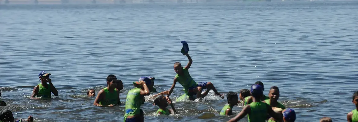 Bombeiros do RJ abrem 5 mil vagas para o Projeto Botinho 2026
