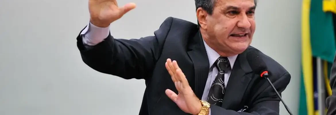 Malafaia pede rejeição de denúncia sobre ofensa ao comando do Exército