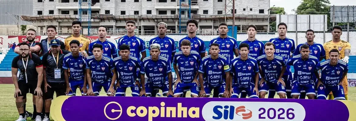 Ônibus do Águia de Marabá Sub-20 colide e preparador físico morre