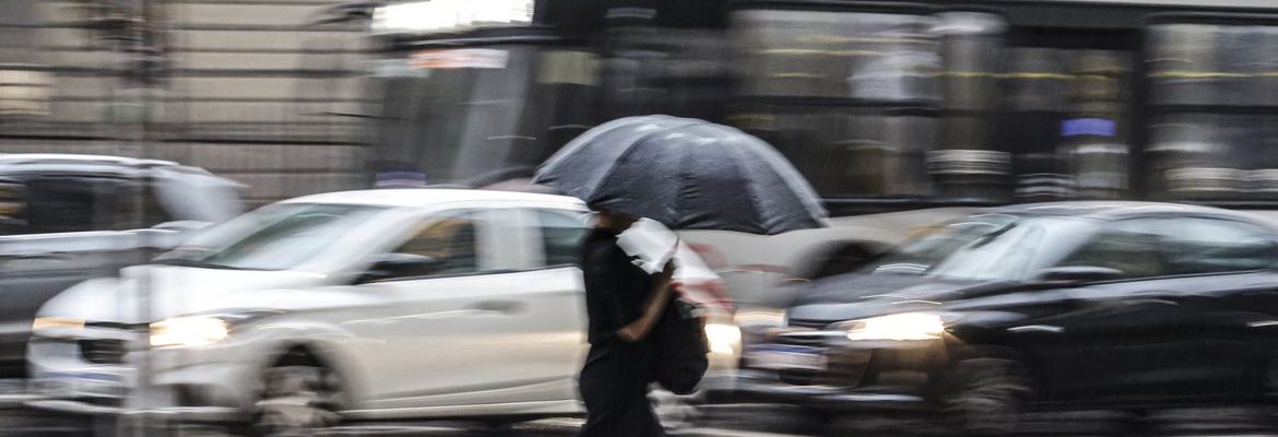 Chuvas no litoral paulista provocam interdição da Serra Mogi-Bertioga