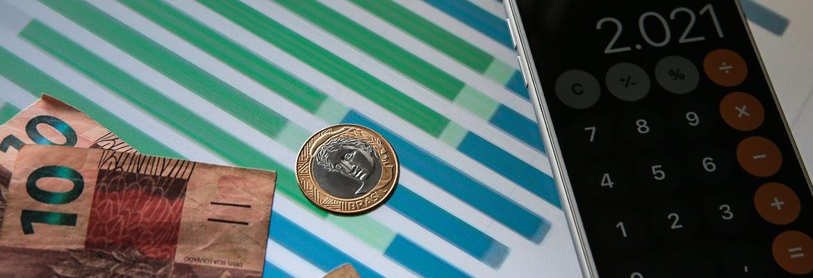 IPCA vai a 0,33% em dezembro e fecha 2025 em 4,26%, abaixo da meta