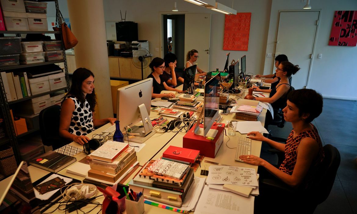 OAB Barro Preto - Editoras independentes transformam mercado e aproximam público