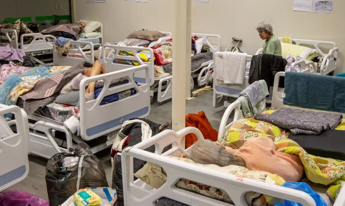 OAB Barro Preto - Saúde lança versão atualizada da Caderneta da Pessoa Idosa