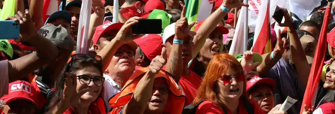 Sindicatos celebram salário mínimo e defendem melhoria em reajustes