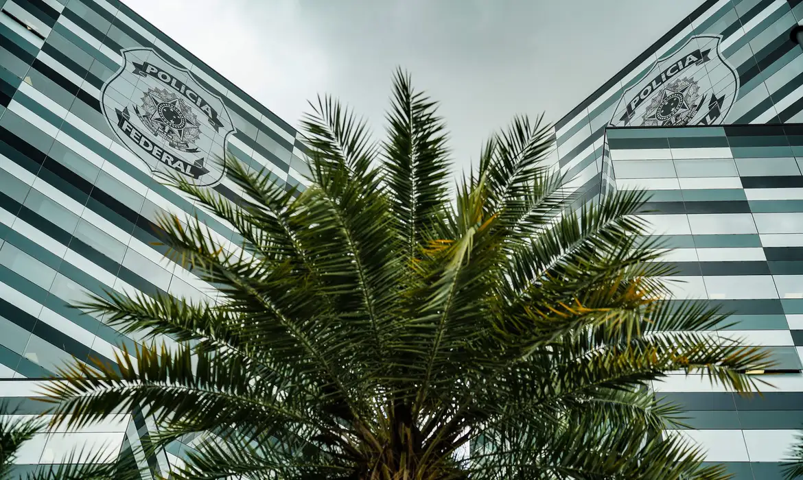 OAB Barro Preto - PF adia depoimentos de três investigados no inquérito do Banco Master