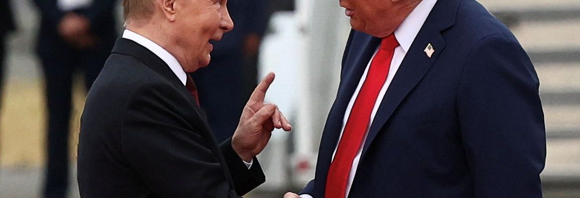 Ação de Trump nas Américas favorece Putin na Ucrânia, diz historiador