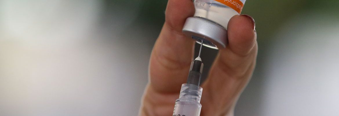 Há 5 anos, Brasil aplicava primeiras doses de vacina contra a covid-19