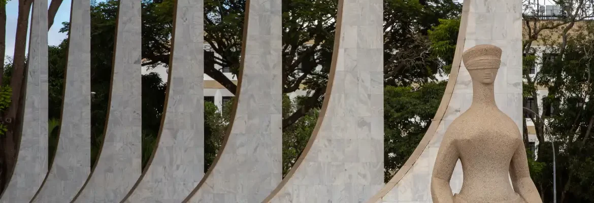 STF marca para 25 de fevereiro julgamento sobre penduricalhos