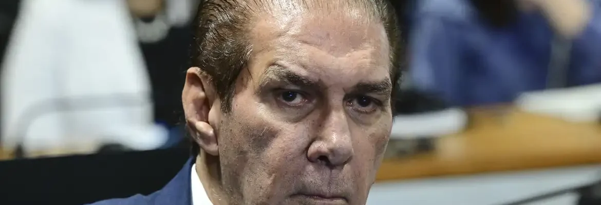 Senador Jader Barbalho é internado em Belém após mal-estar