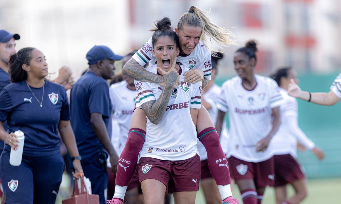 OAB Barro Preto - Com gol no fim, Fluminense bate Vitória pelo Brasileirão Feminino