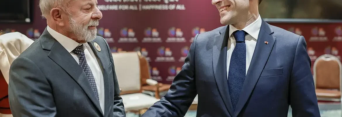 Lula e Macron tratam de defesa, ciência e tecnologia e comércio