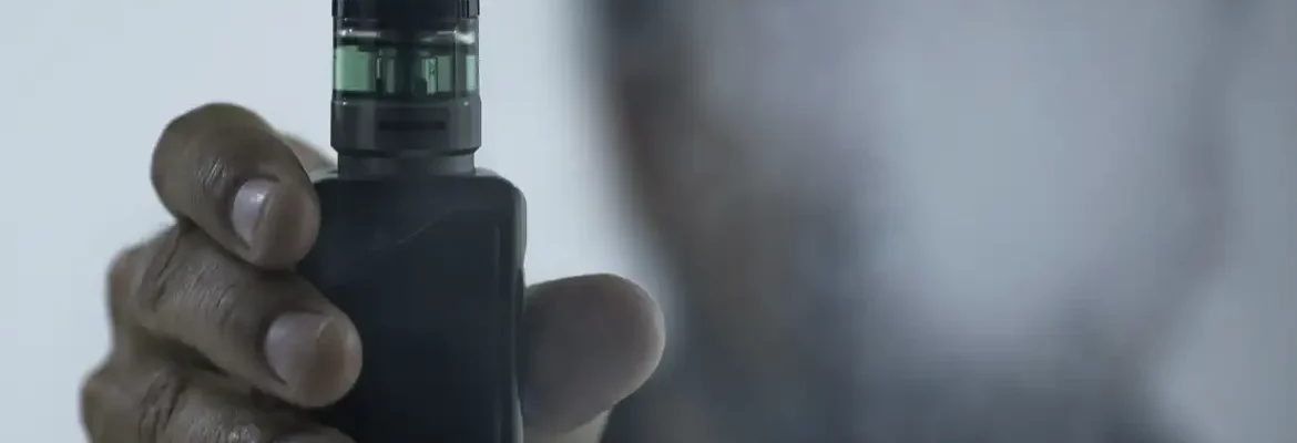 Anvisa e MPF assinam acordo para combater cigarros eletrônicos