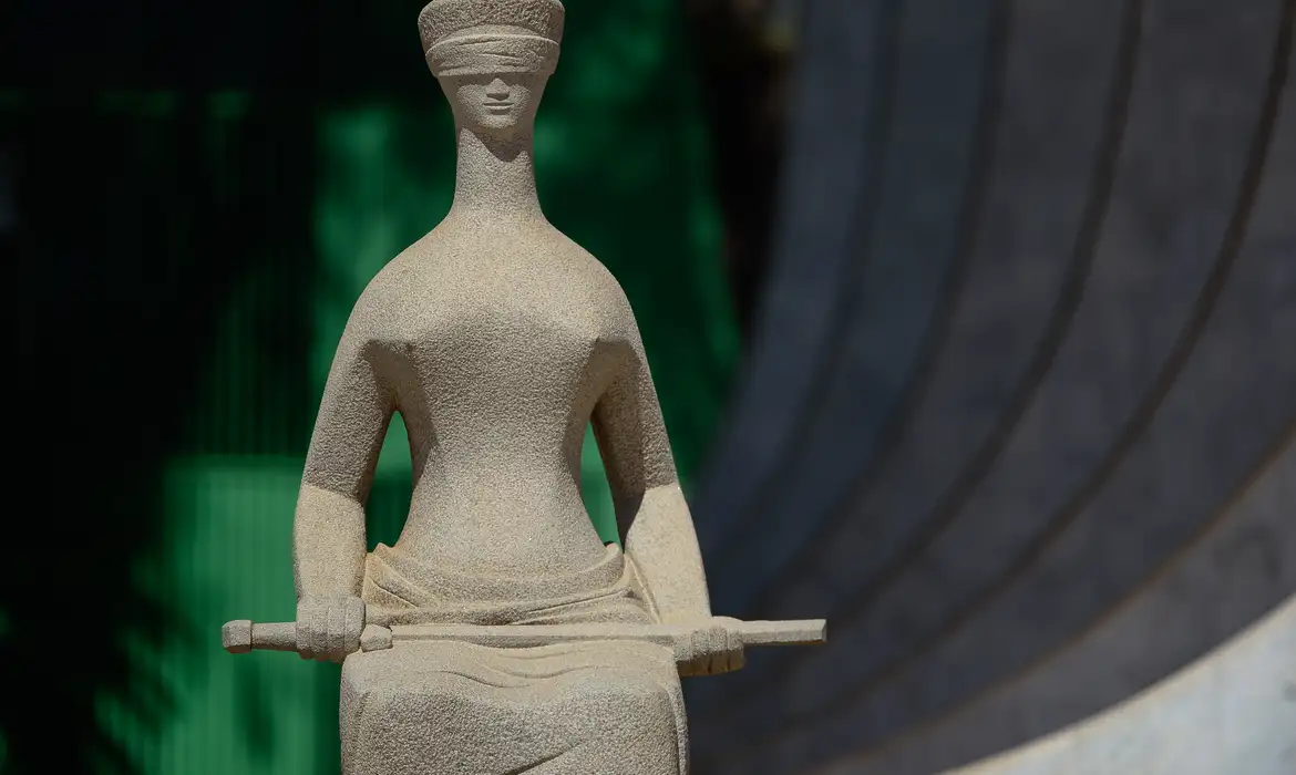 OAB Barro Preto - STF: caixa dois pode ser punido como improbidade administrativa