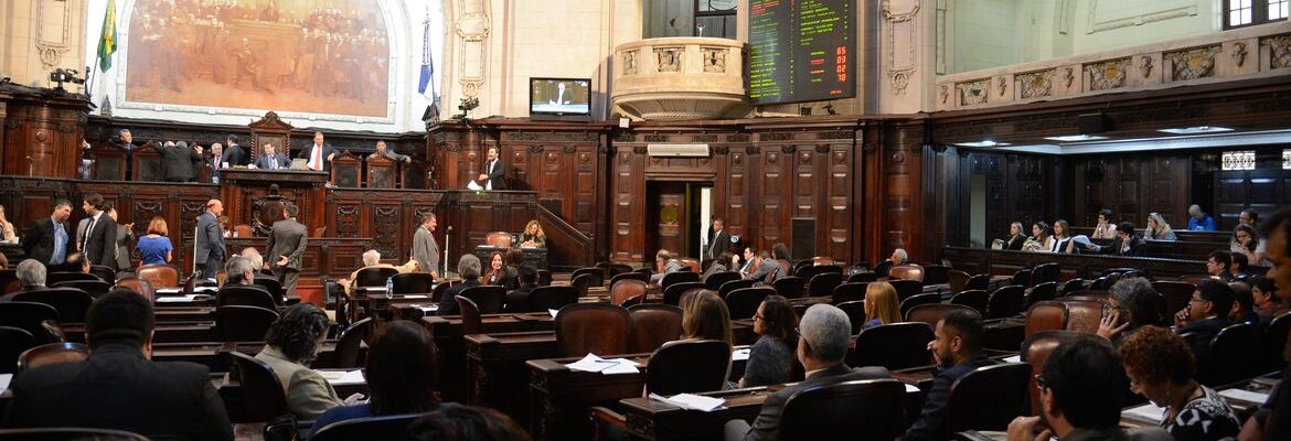 TRE-RJ marca para terça recontagem de votos após cassação de Bacellar