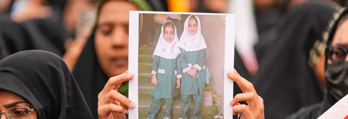 Ataque a escola de meninas no Irã expõe horrores da guerra