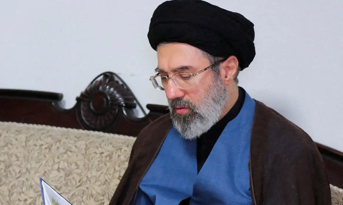 OAB Barro Preto - Filho de Ali Khamenei é o novo Líder Supremo do Irã
