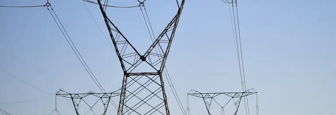 Aneel leiloa cinco lotes de linhas de transmissão de energia