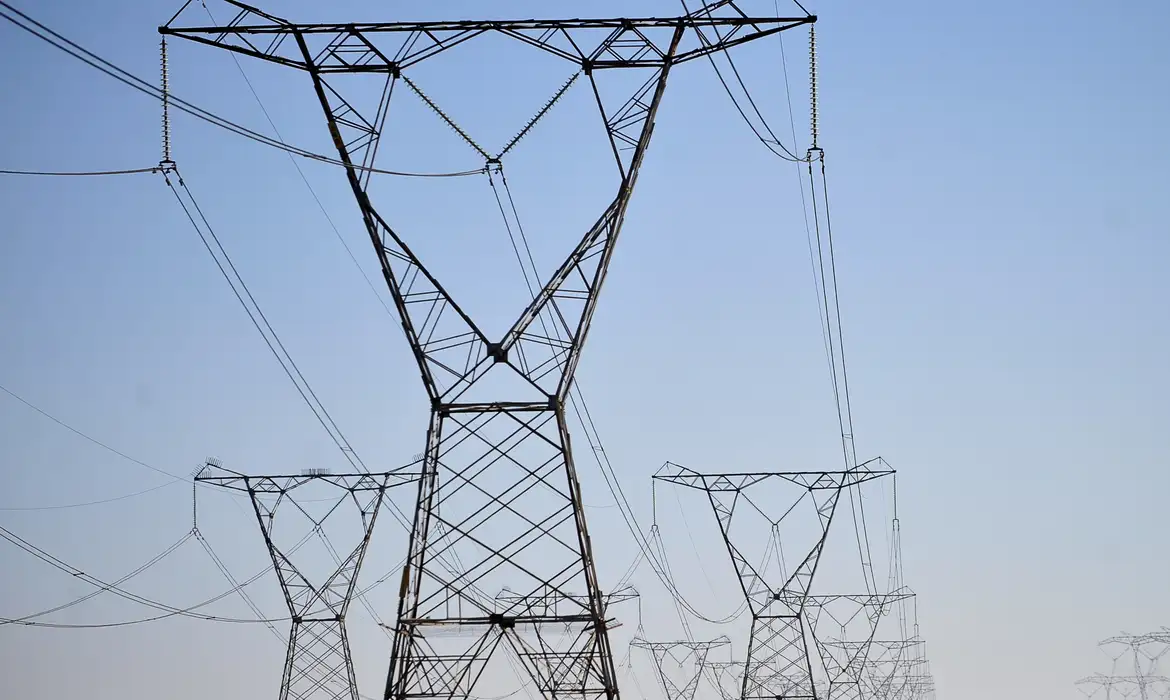 OAB Barro Preto - Aneel leiloa cinco lotes de linhas de transmissão de energia